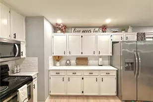 213 Sparrow Ln, Victoria, TX 77905 - Photo 19