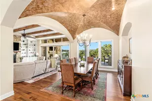 1420 Capitare, New Braunfels, TX 78132 - Photo 9