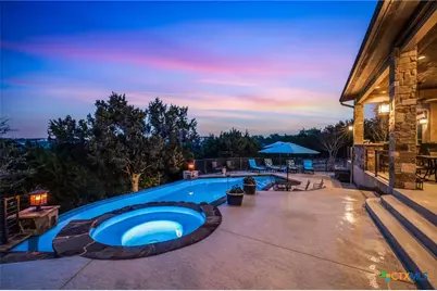 1420 Capitare, New Braunfels, TX 78132 - Photo 3