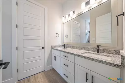 254 Firewheel Lp, Floresville, TX 78114 - Photo 21