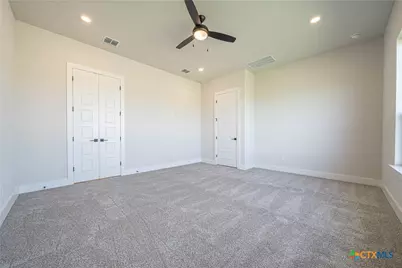 254 Firewheel Lp, Floresville, TX 78114 - Photo 13