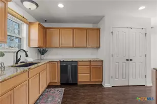 519 Pleasant View Rd, Troy, TX 76579 - Photo 9