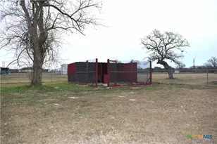 422 W Oaks, Victoria, TX 77905 - Photo 11