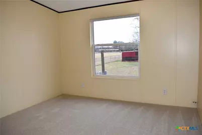 422 W Oaks, Victoria, TX 77905 - Photo 9