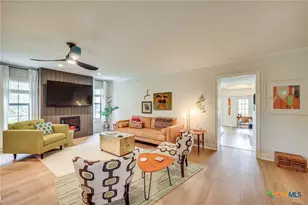 279 Waltons Way, Seguin, TX 78155 - Photo 7