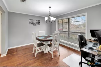 101 Kemble Street, Victoria, TX 77904 - Photo 5