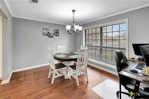 101 Kemble St, Victoria, TX 77904 - Photo 5