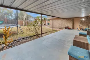 101 Kemble St, Victoria, TX 77904 - Photo 29