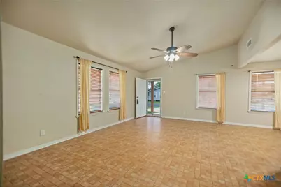 2612 Ozark Street, Victoria, TX 77901 - Photo 7