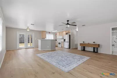 637 Northhill Circle, New Braunfels, TX 78130 - Photo 3