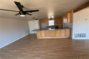 803 Golf Course Rd, Gatesville, TX 76528 - Photo 5