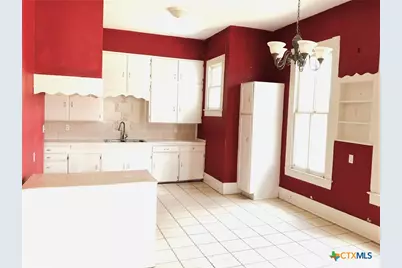 603 N Depot Street, Victoria, TX 77901 - Photo 5