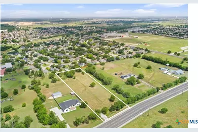 1142 S Pea Ridge Road, Temple, TX 76502 - Photo 1