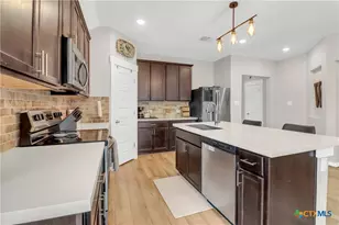 3627 Twin Dish Wy, New Braunfels, TX 78130 - Photo 3