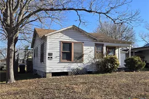 508 E French St, Cuero, TX 77954 - Photo 1