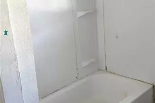 508 E French St, Cuero, TX 77954 - Photo 9