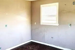 508 E French St, Cuero, TX 77954 - Photo 11