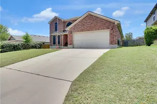1775 Jasons N Ct, New Braunfels, TX 78130 - Photo 3