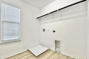 1852 Turtle Bay Loop, Leander, TX 78641 - Photo 31