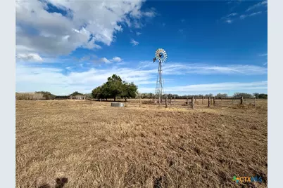 15631 Fm 682, Yoakum, TX 77995 - Photo 27