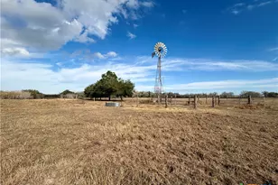 15631 FM 682, Yoakum, TX 77995 - Photo 27