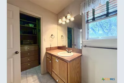 15631 Fm 682, Yoakum, TX 77995 - Photo 21