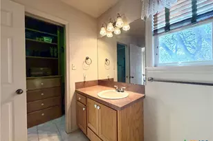 15631 FM 682, Yoakum, TX 77995 - Photo 21