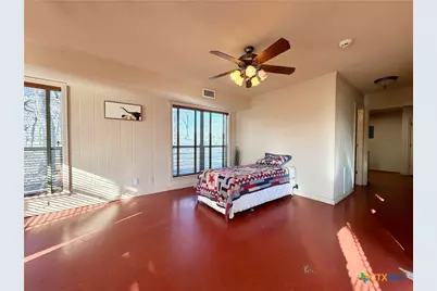 15631 Fm 682, Yoakum, TX 77995 - Photo 23