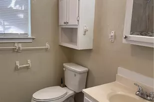 1316 S 39th St, Temple, TX 76504 - Photo 11