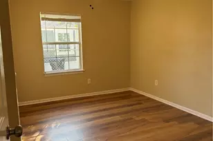 1316 S 39th St, Temple, TX 76504 - Photo 9