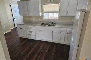 1316 S 39th St, Temple, TX 76504 - Photo 5