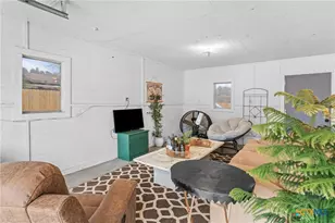 724 Scarbrough St, Rockdale, TX 76567 - Photo 17