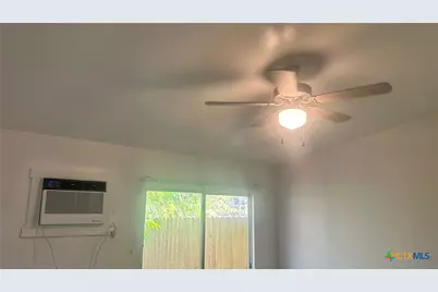 1916 Holloman Drive, Port Lavaca, TX 77979 - Photo 13