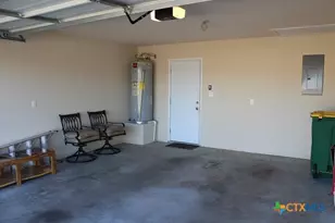 3009 Lenora Dr, Victoria, TX 77901 - Photo 3