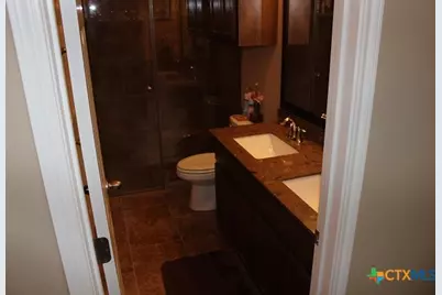 3009 Lenora Drive, Victoria, TX 77901 - Photo 11