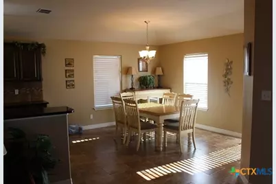 3009 Lenora Drive, Victoria, TX 77901 - Photo 9