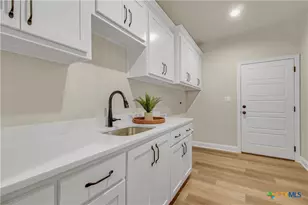 11006 Eagle Walk Blvd, Salado, TX 76571 - Photo 27