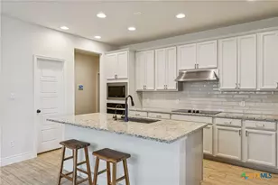 4008 Wild Bloom Rd, Seguin, TX 78155 - Photo 9