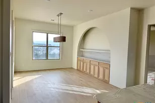 203 Glenview Cir, Belton, TX 76513 - Photo 5