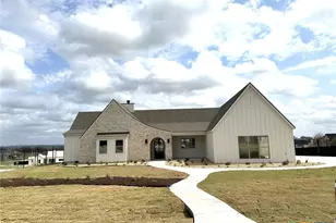 203 Glenview Cir, Belton, TX 76513 - Photo 3