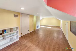 1103 Hopkins St, Yoakum, TX 77995 - Photo 25