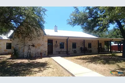 6101 Cr 208, Lampasas, TX 76550 - Photo 9