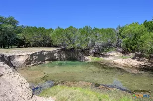 6101 Cr 208, Lampasas, TX 76550 - Photo 15