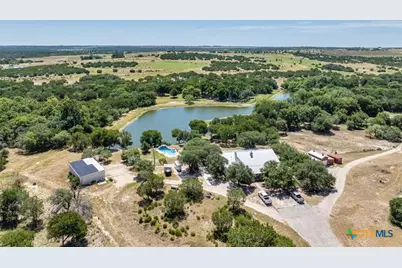 6101 Cr 208, Lampasas, TX 76550 - Photo 1