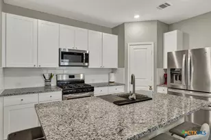 9030 Austin Rdg, Seguin, TX 78155 - Photo 11