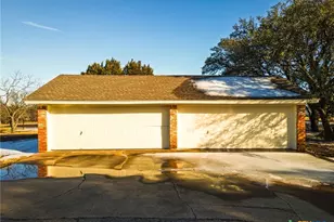 102 Mesa Dr, Gatesville, TX 76528 - Photo 41