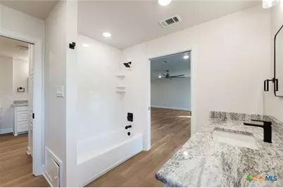 102 Mesa Drive, Gatesville, TX 76528 - Photo 23