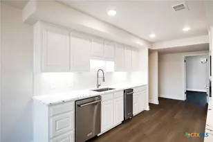 102 Mesa Dr, Gatesville, TX 76528 - Photo 13