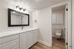 102 Mesa Dr, Gatesville, TX 76528 - Photo 27