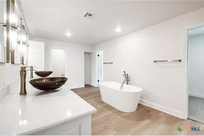 102 Mesa Drive, Gatesville, TX 76528 - Photo 31